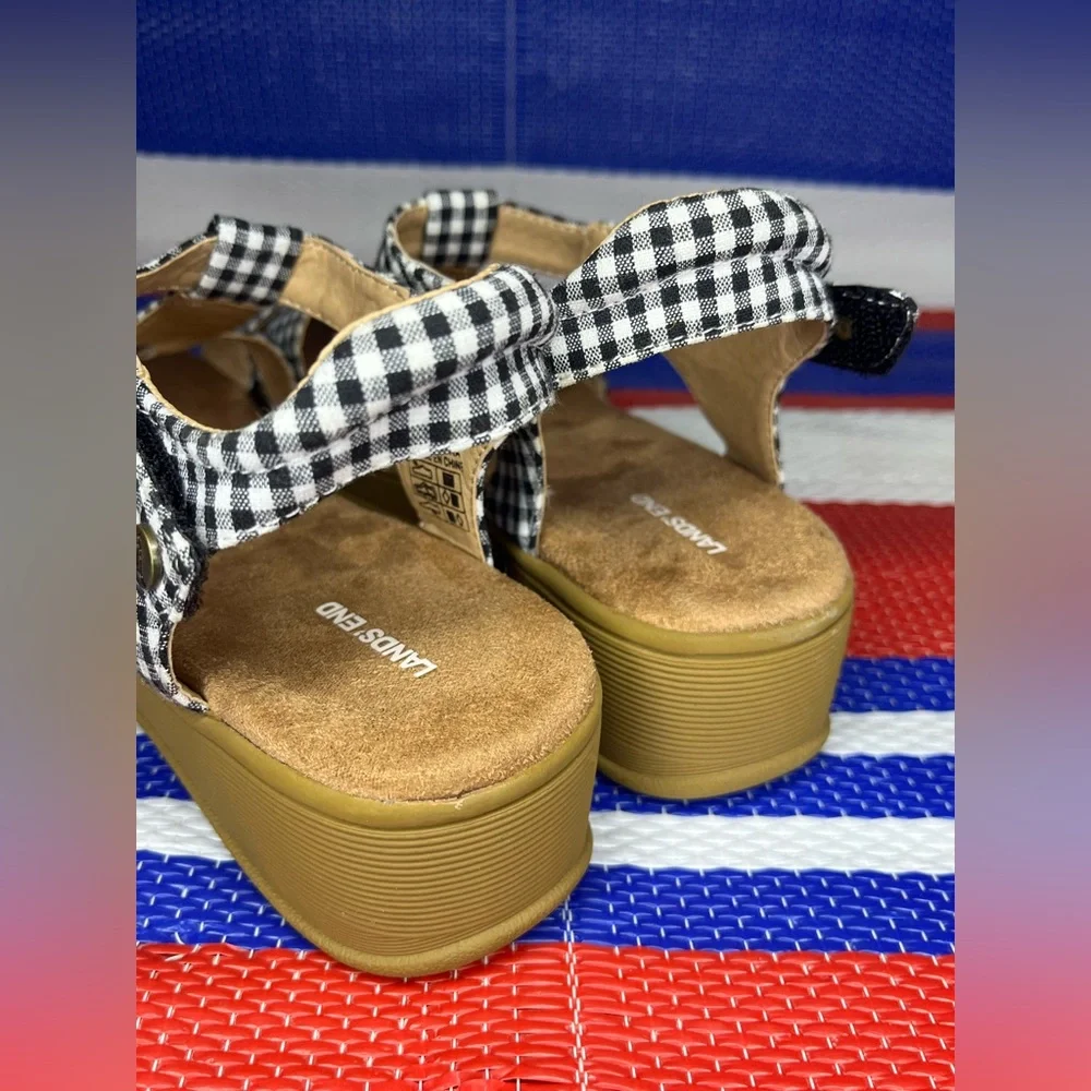NEW Lands' End Women's Comfort Adjustable Gingham Sandals - Megan Gingham Style